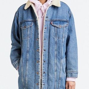 Levi’s long trucker sherpa jacket